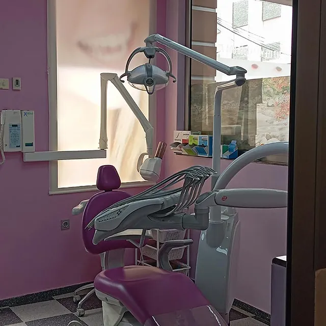 Clínica Dental Maestre silla odontológica 