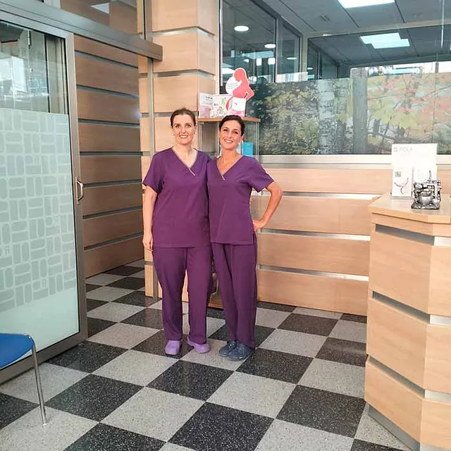 Clínica Dental Maestre chicas odontólogas 